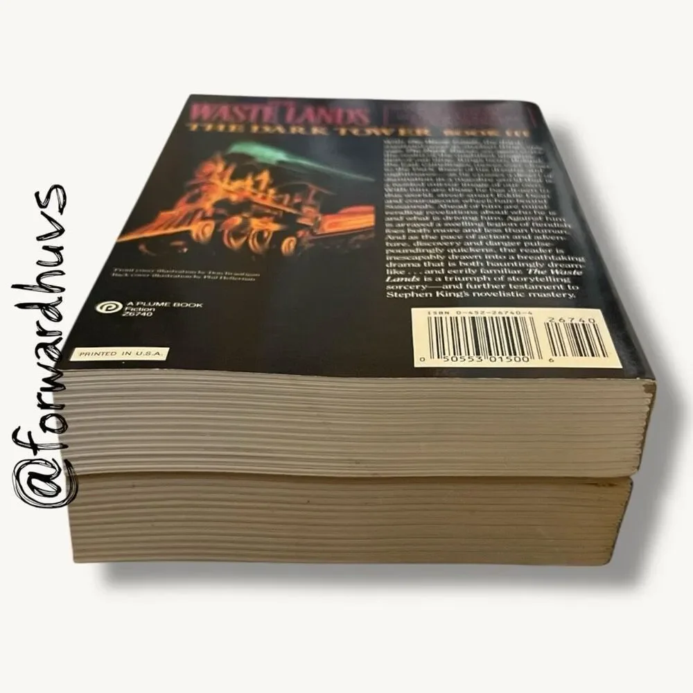 No Brand paperback plume